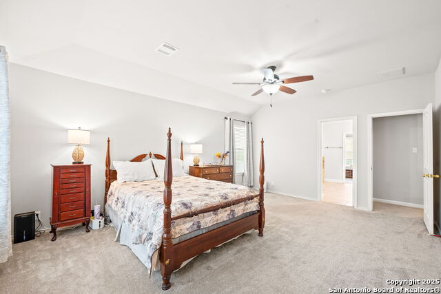 Image 22 of 49 For 21732 Hyerwood