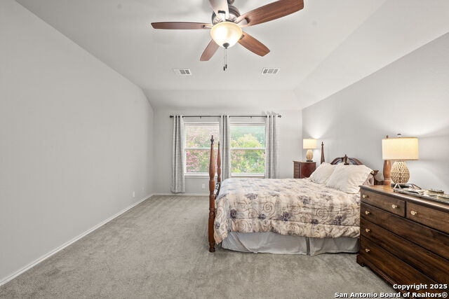 Image 31 of 49 For 21732 Hyerwood