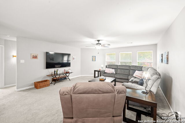 Image 37 of 49 For 21732 Hyerwood