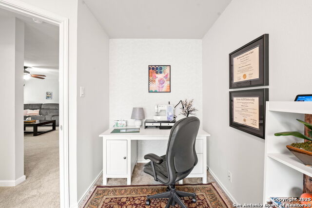 Image 40 of 49 For 21732 Hyerwood