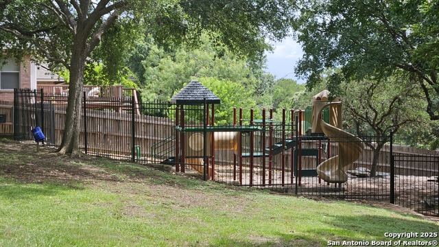 Image 49 of 49 For 21732 Hyerwood