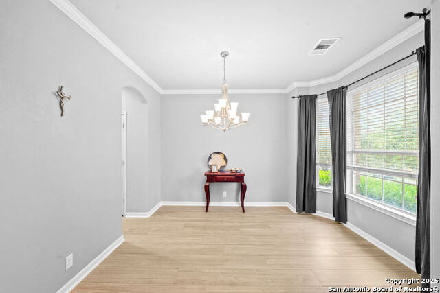 Image 5 of 49 For 21732 Hyerwood
