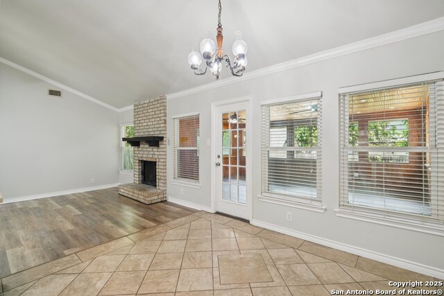 Image 10 of 37 For 11930 Holm Oaks
