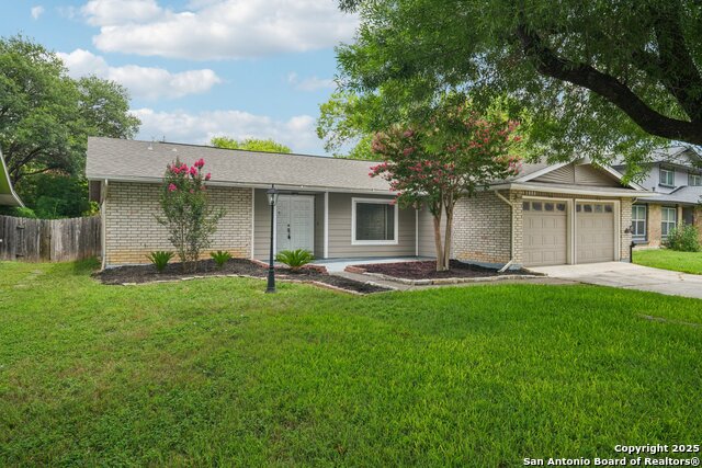 Image 2 of 37 For 11930 Holm Oaks