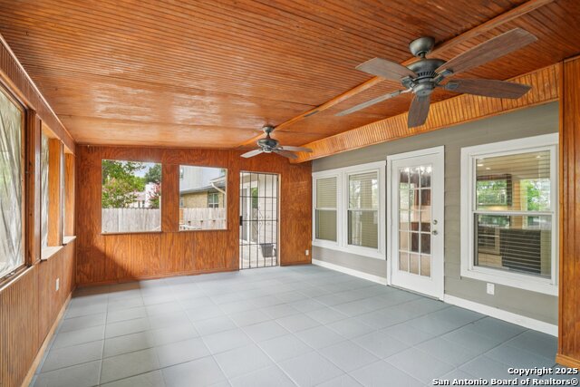 Image 33 of 37 For 11930 Holm Oaks