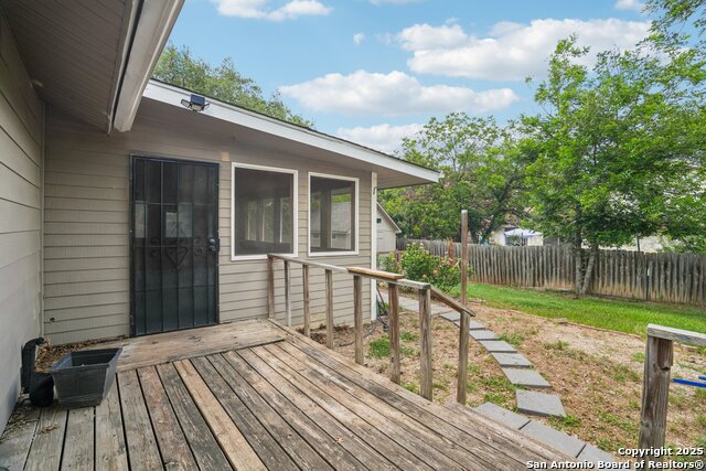 Image 34 of 37 For 11930 Holm Oaks