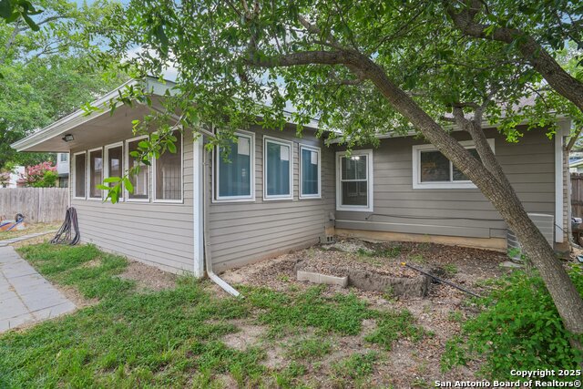 Image 37 of 37 For 11930 Holm Oaks