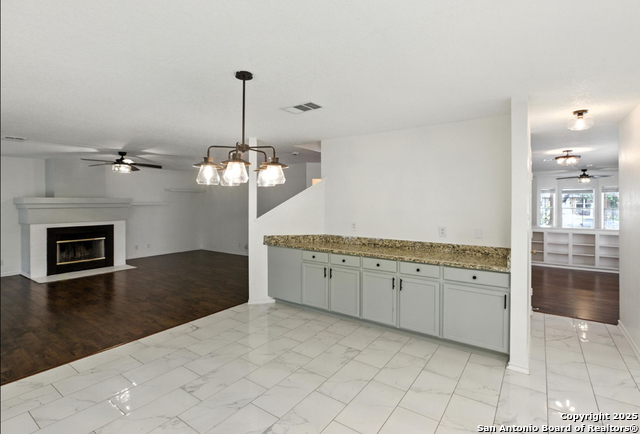 Image 16 of 39 For 22023 Oriole Hill Dr.