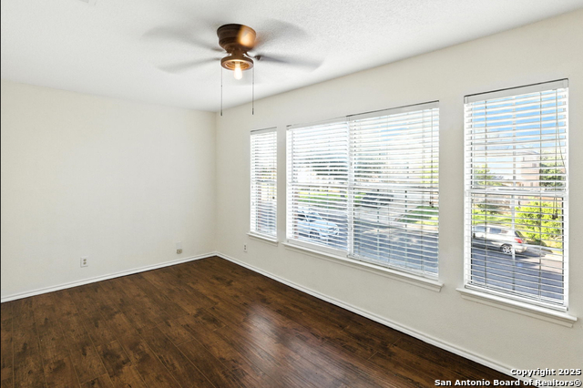 Image 37 of 39 For 22023 Oriole Hill Dr.