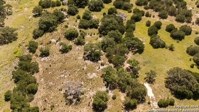 Image 15 of 27 For 1005 Buckskin Trail