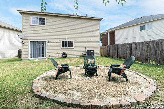 Listing photo id 19 for 8936 Dakota Run