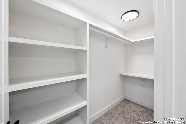 Image 28 of 47 For 8618 Indian Hills
