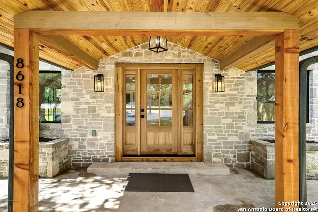 Image 4 of 47 For 8618 Indian Hills