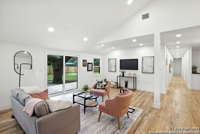 Image 8 of 47 For 8618 Indian Hills
