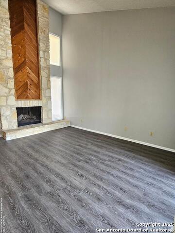 Listing photo id 8 for 3843 Barrington Dr 262