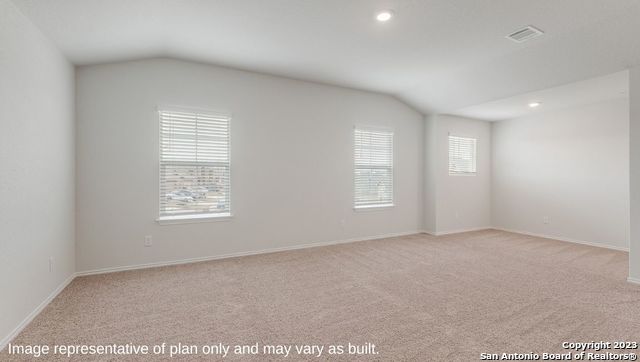 Image 14 of 75 For 330 Pigeon Green