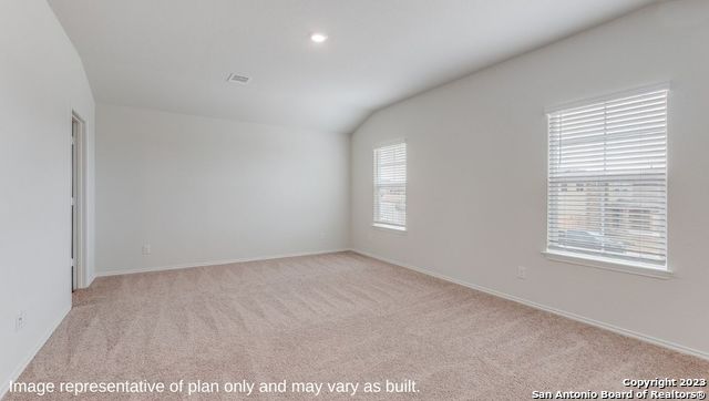 Image 15 of 75 For 330 Pigeon Green