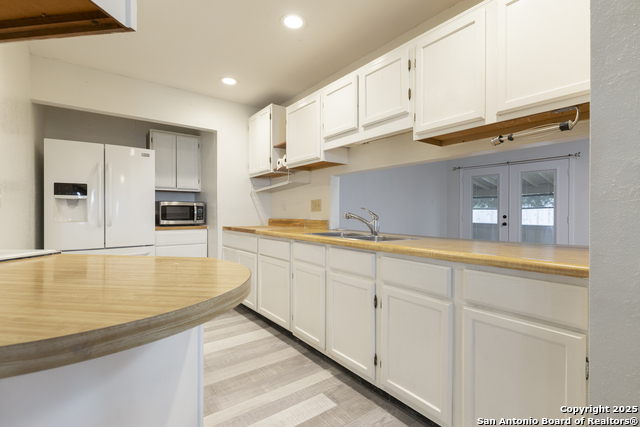 Image 8 of 25 For 8938 Rich Way