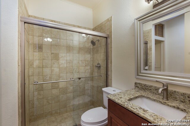 Image 15 of 23 For 7707 Broadway  23a
