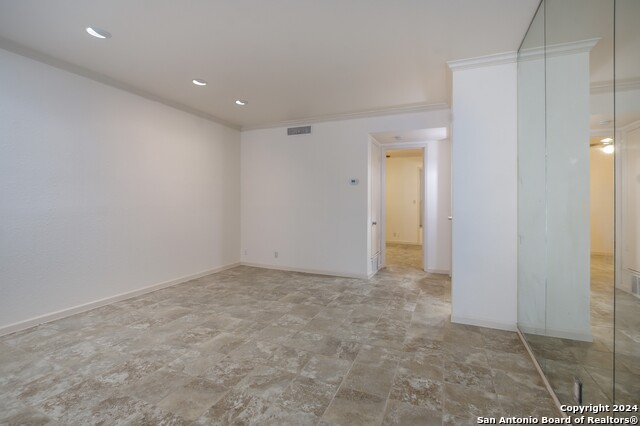 Image 5 of 23 For 7707 Broadway  23a