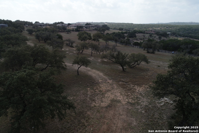 Image 18 of 25 For 205 Hidden Hills Cove