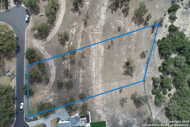 Image 3 of 25 For 205 Hidden Hills Cove