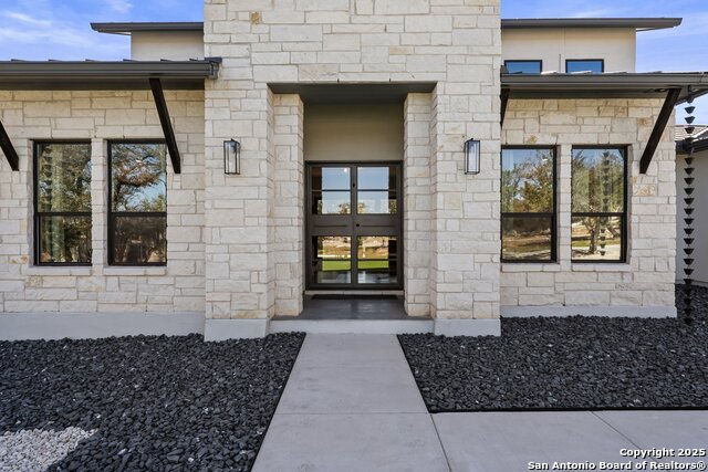 Image 2 of 51 For 5721 Dry Comal