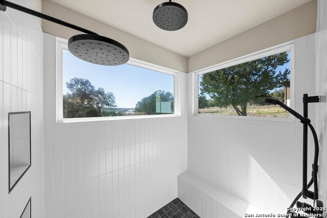 Image 22 of 51 For 5721 Dry Comal