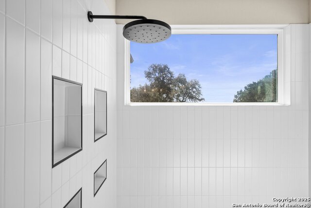 Image 23 of 51 For 5721 Dry Comal