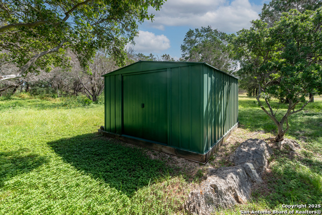 Image 44 of 49 For 1100 Isaac Creek