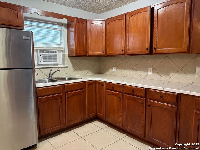 Image 6 of 11 For 1226 36th Nw B