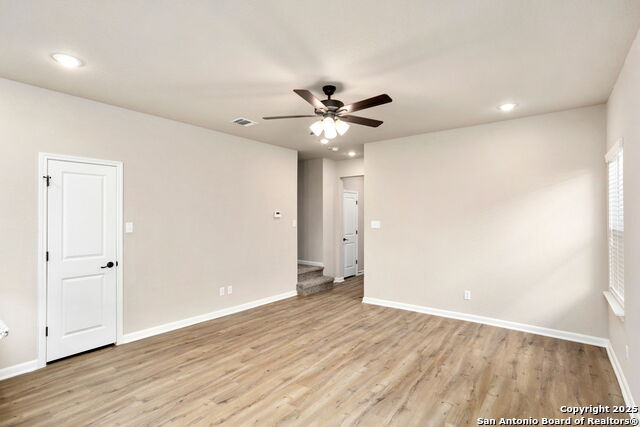 Image 14 of 28 For 826 Soria Place  102