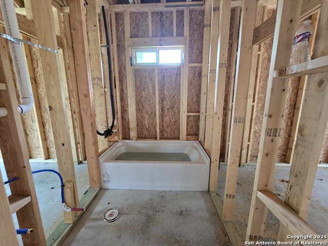 Listing photo id 9 for 294 Lighthouse