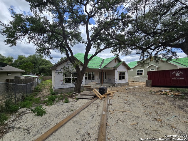 Listing photo id 0 for 294 Lighthouse