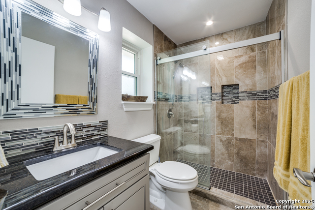 Image 15 of 25 For 8522 Wickersham