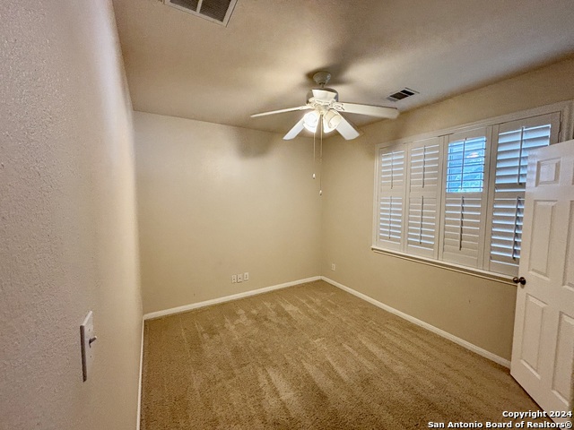 Image 22 of 35 For 213 Lakota Ct