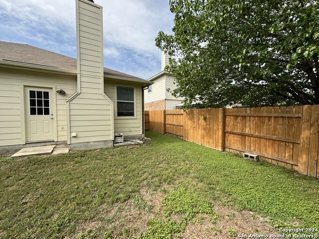 Image 28 of 35 For 213 Lakota Ct