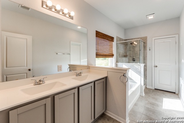 Image 16 of 27 For 9303 Grand Western