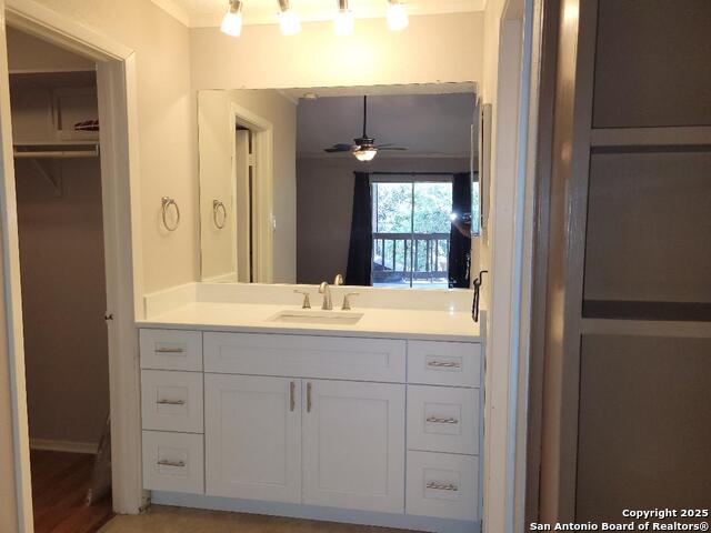 Image 9 of 17 For 10527 Perrin Beitel  B202