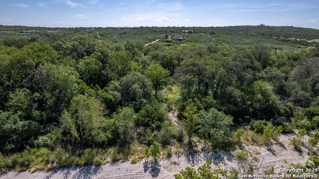 Listing photo id 29 for Tbd Peggy Pave  H90w,c202 W