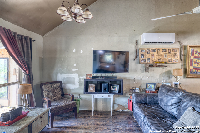 Listing photo id 5 for Tbd Peggy Pave  H90w,c202 W