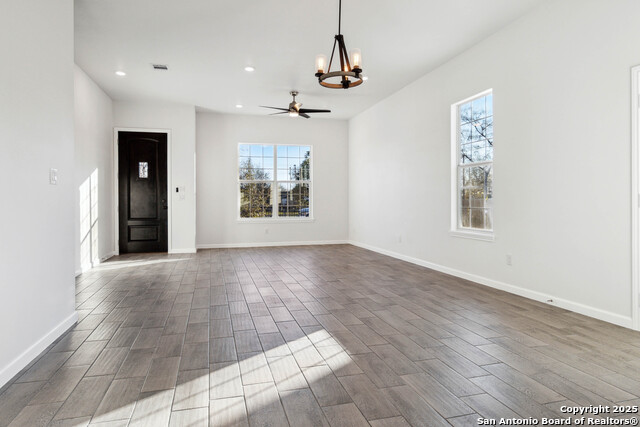 Image 6 of 27 For 2123 Lennon Ave
