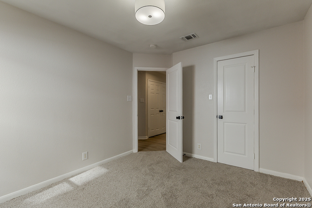 Image 15 of 17 For 6010 Hart  