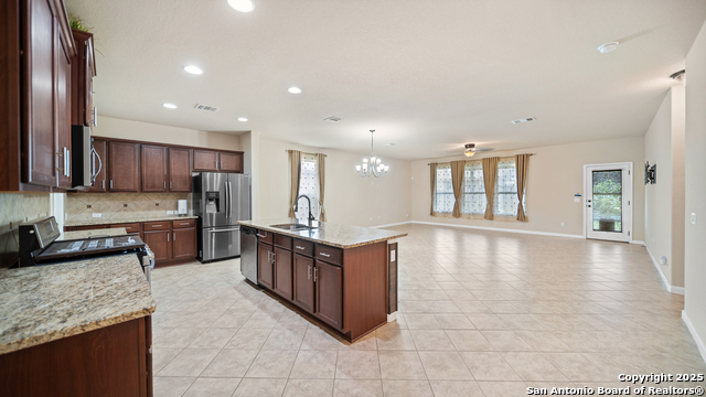 Image 11 of 28 For 13410 Flora Springs