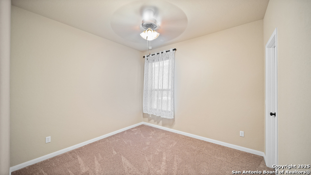 Image 15 of 28 For 13410 Flora Springs