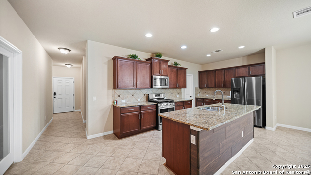Image 18 of 28 For 13410 Flora Springs