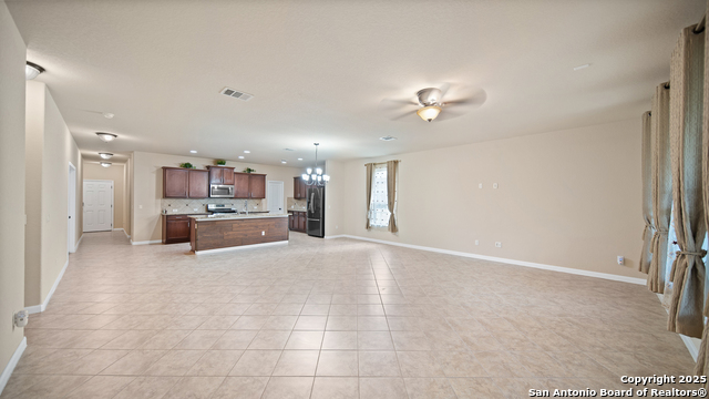 Image 4 of 28 For 13410 Flora Springs