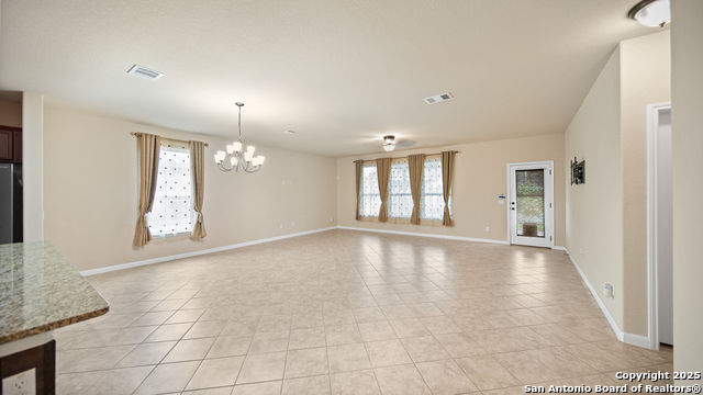 Image 5 of 28 For 13410 Flora Springs