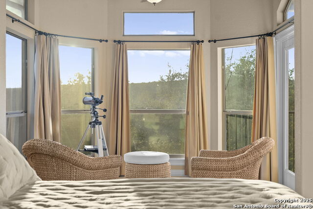 Image 14 of 49 For 5310 River Oaks