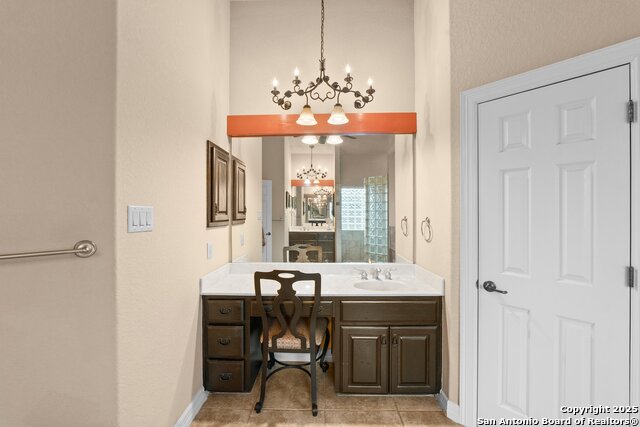 Image 17 of 49 For 5310 River Oaks